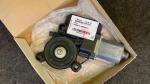 VOLKSWAGEN BEETLE LF Door Window Motor 6R0959801AP - Picture 1 of 4