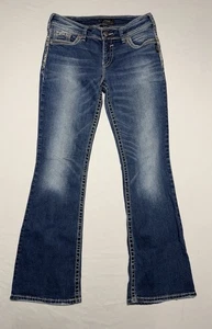 Pantalones de mezclilla elásticos plateados 31x32 Suki Bootcut azules para mujer bolsillos bordados - Imagen 1 de 9