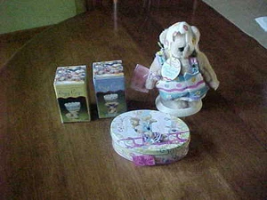 LOT  (4) MUFFY VANDERBEAR WALKING IN EGGSHELLS EGG PAINTING COLLECTION. EASTER - Picture 1 of 7