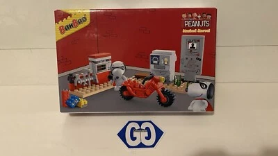 Banbao Peanuts Snoopy Masked Marvel Brick Building Set - новый - Изображение 1 из 3