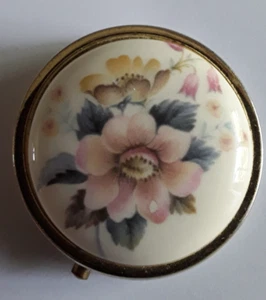 Pill box, Metal, round, floral lid, made in Japan - Picture 1 of 4
