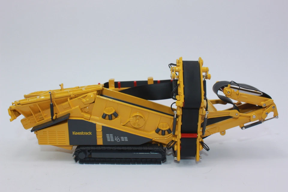 Sistema de cribado Keestrack K6 Frontier en suspensión sobre orugas móvil NUEVO en embalaje original 1:50 - Imagen 1 de 4