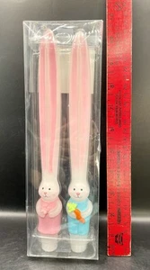 Juego de 2 velas de cera cónica vintage conejitos conejitos novedad Pascua nuevo - Imagen 1 de 3