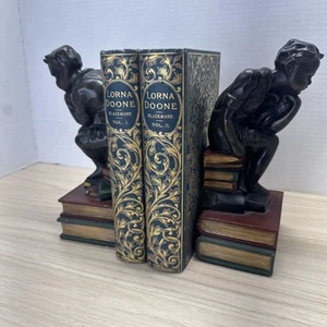 Lorna Doone R.D. Blackmore ~ 2 Vol Set ~ Ornate Victorian Binding ~ Illustrated - Picture 1 of 23