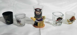 Konvolut 5 Glas PIRATEN Motiv Sammlerstück Schnapsgläser Barware 3D Design - Bild 1 von 12