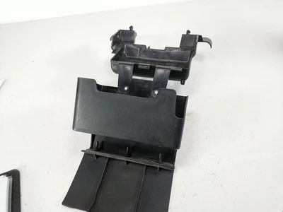 Cubierta de bandeja de batería de almacenamiento de plástico 18 Suzuki GSX250R GSX 250 Foto 1 de 4