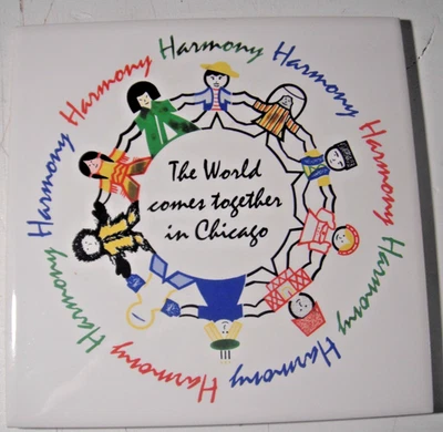 EL MUNDO SE REÚNE EN CHICAGO REMACHE Cerámico Respaldo Corcho Foto 1 de 3