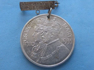 165) Great Britain George V Medal 1935 From Pointings Aluminum 35mm £4.50 - Picture 1 of 2