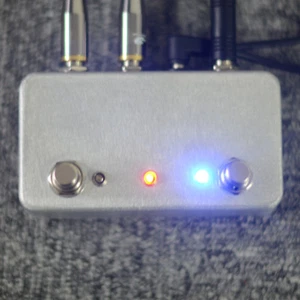 ABY Selector Combiner Switch AB Box New Pedal Footswitch Amp / guitar AB - Picture 1 of 4