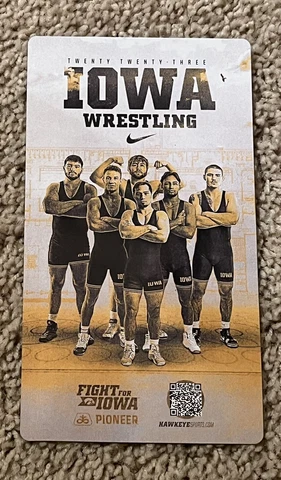 2022-2023 IOWA HAWKEYES WRESTLING MAGNET & SCHEDULE CARD *SPENCER LEE* FREE SHIP Cover