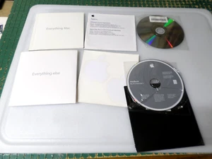 MacBook Mac OS X INSTALL DISC 1 & 2 - VERSION 10.5 - 2007 APPLE - Picture 1 of 3