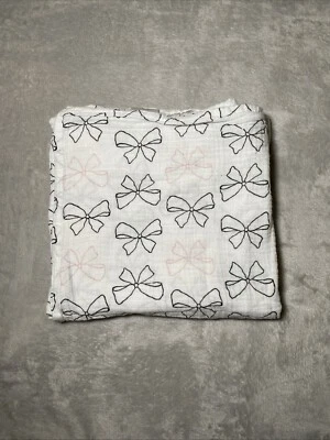 Manta bebé Aden + Anais lazos rosa negro suave blanco muselina algodón envoltura Lovey Foto 1 de 4