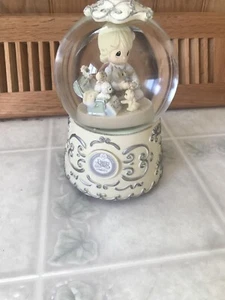 Precious Moments Collecting Life's Most Precious Moments musikalische Schneekugel 2003 - Bild 1 von 5