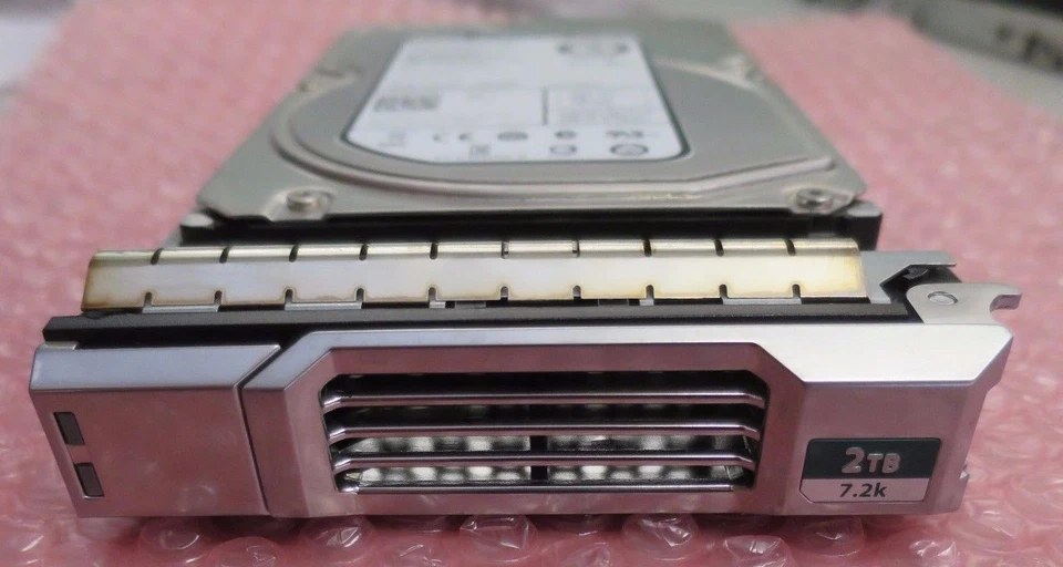 Dell Equallogic 2TB 7.2k 3.5" SAS 7WV9W PN04 ST2000NM00001 9YZ268-157 Y79JP - Image 1 of 1