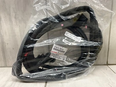 Lexus NX200t NX300 NX300h 2015-2021 puerta trasera izquierda resistente 67872-78010 Foto 1 de 3