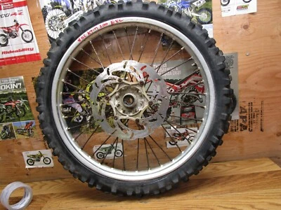 KTM 200 EXC* 2002 KTM 200 EXC 2002 RUEDA DELANTERA Foto 1 de 4