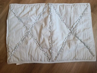 Falsa estándar acolchada Pottery Barn Teen "verde menta pálido" Foto 1 de 4