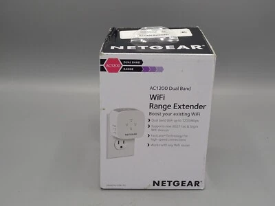 **NETGEAR - AC1200 WiFi Range Extender and Signal Booster, Wall-plug, 1.2Gbps** - Image 1 of 4