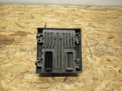 Módulo de control del motor GMC Yukon 2007-08 5,3 Foto 1 de 4