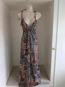 Beautiful Satin Style Dress, Lightweight, Flattering. Size 14 - Picture 1 of 3