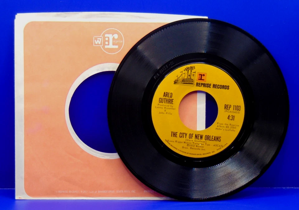 ARLO GUTHRIE  The City Of New Orleans  45 RPM  REPRISE 1103  NEAR MINT+ - Image 1 of 1