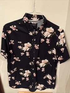 Denim & Flower Ricky Singh Short Sleeve Black Floral Design Button Up Mens Sz L - Picture 1 of 3