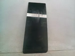 Vidrio de ventilación trasera derecha para pasajeros para 96-98 Mazda MPV - Imagen 1 de 2