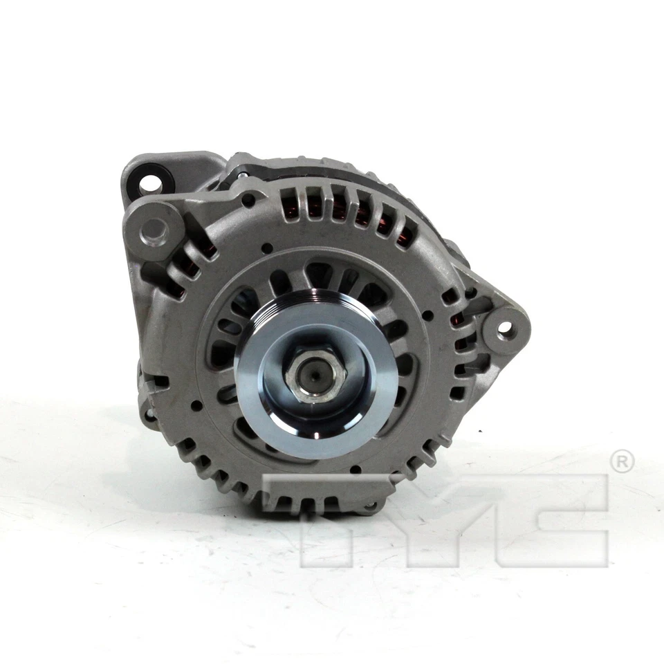 Alternador TYC para Infiniti I35 2002-2004 3,5 L V6 sedán Foto 1 de 4