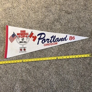 WHL OHL QMJHL Vintage 1986 Memorial Cup Portland Oregon Hockey Pennant - Picture 1 of 4