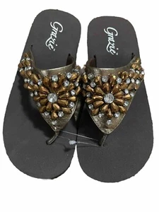 GRAZIE Women Sz 8.5 M Brown 2” Wedge Flip Flops Sandals Bling Rhinestones Shoes - Picture 1 of 12