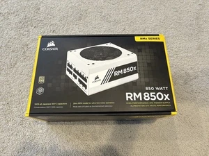 Corsair RM850x | White | 850 Watt Zero RPM Low Noise Power Supply | 80 Plus Gold - Photo 1/6