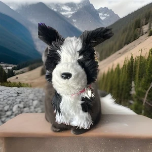 Muñeca retirada American Girl Sheepdog Pet blanco y negro con cuello - Imagen 1 de 3