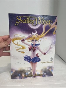 Pretty Guardian Sailor Moon Eternal Edition #1 (Kodansha USA 2018) - Picture 1 of 5
