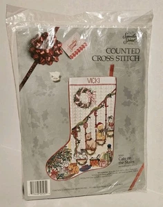 Candamar - Algo especial - Medias gatos en las escaleras - Punto de cruz contado -  - Imagen 1 de 2