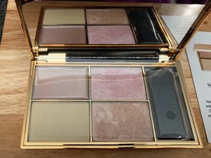 Sleek Makeup Highlighting Palette - Solstice - New - Beautiful - Shimmer Finish - Picture 1 of 4