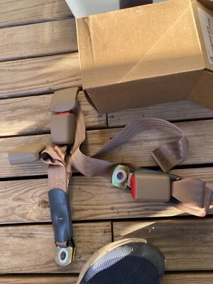 GM NOS 1995 Chevrolet Chevy Monte Carlo Lumina Center Seatbelt Buckle Lot Foto 1 de 4