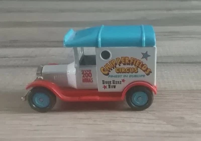 Corgi T Ford Van Chipperfields Circus mit blauem Dach - Bild 1 von 4