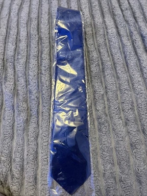 Men's Traditional VAN HEUSEN Silk Blend Blue Metallic Neck Tie - Image 1 of 3