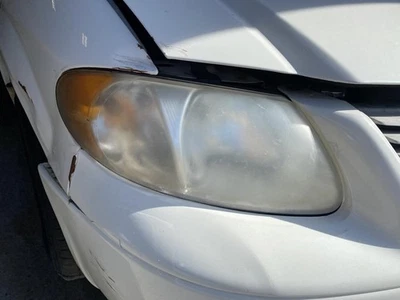 Faro derecho pasajero para caravana 01-07 1940325 Foto 1 de 4