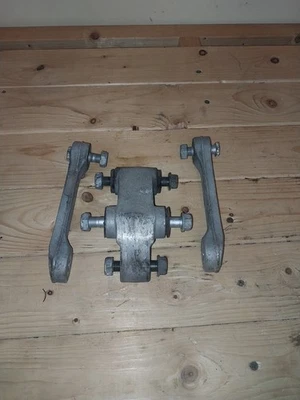 Suspensión trasera de acoplamiento Dogbone | 88-07 Kawasaki Ninja 250 EX250F Foto 1 de 4