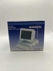 Radio da tavolo vintage nuova nella scatola Windsor a forma di computer modello 2600 AM-FM - Foto 1 di 5