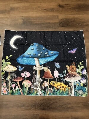 Tapiz colgante de pared grande arte asiático tela decoración habitación setas en la noche Foto 1 de 4