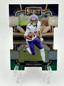 Fútbol americano Panini Select 2023 #66 Jordan Addison verde/negro troquelado novato radiocontrol - Imagen 1 de 2