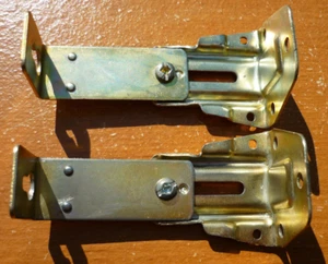 (2) Kirsch Cirmosa Wood Pole Hidden Metal Support Bracket #5618 Brass Finished - Picture 1 of 7
