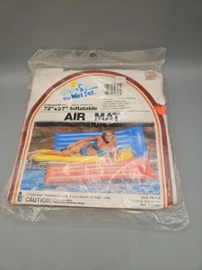 Vintage NOS The Wet Set Tappetino gonfiabile in vinile gonfiabile piscina galleggiante 72" x 27" - Foto 1 di 4