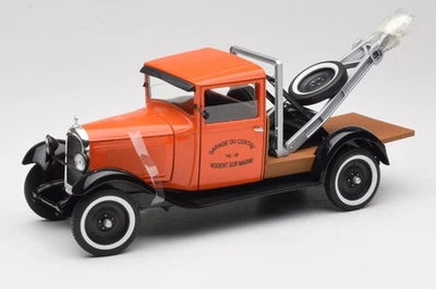 118800-00 Citroen C4 Depanneuse Orange Solido 1:18 - Image 1 of 4