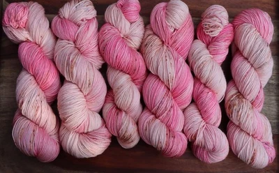 Handgefärbte Wolle Merino/Seide je 6 x 100 g Strang - Bild 1 von 4