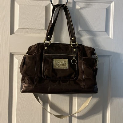 Bolso de mano Coach Brown Poppy Signature Book 2009 con hermoso forro púrpura 4364 leer Foto 1 de 4