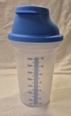 Tupperware Shaker Shake-it Schüttelbecher 350ml blau NEU - Bild 1 von 3