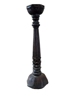 Portacandele vintage in legno intagliato gotico rustico alto 14" - Foto 1 di 20